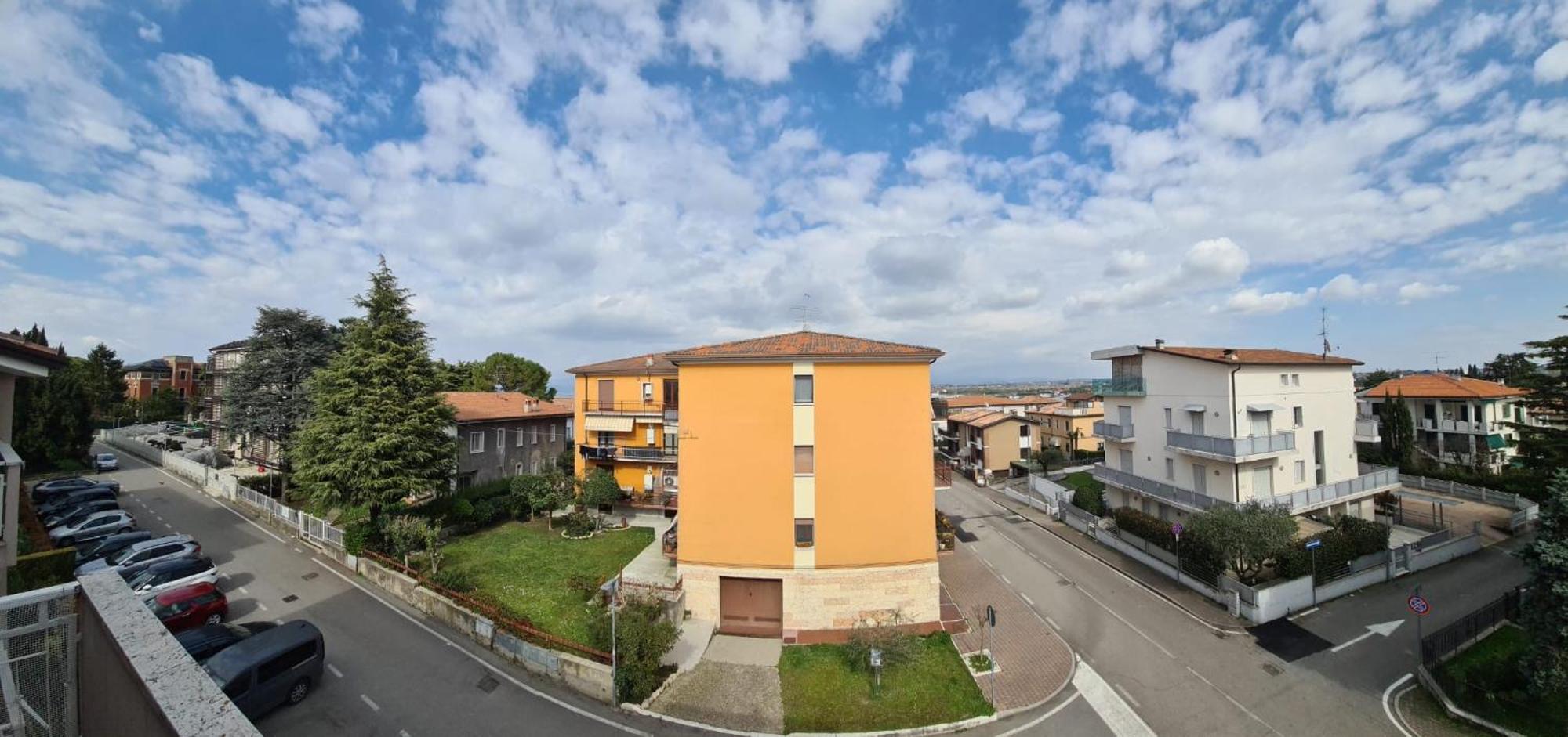 Appartamento Casa Adry ペスキエーラ・デル・ガルダ エクステリア 写真